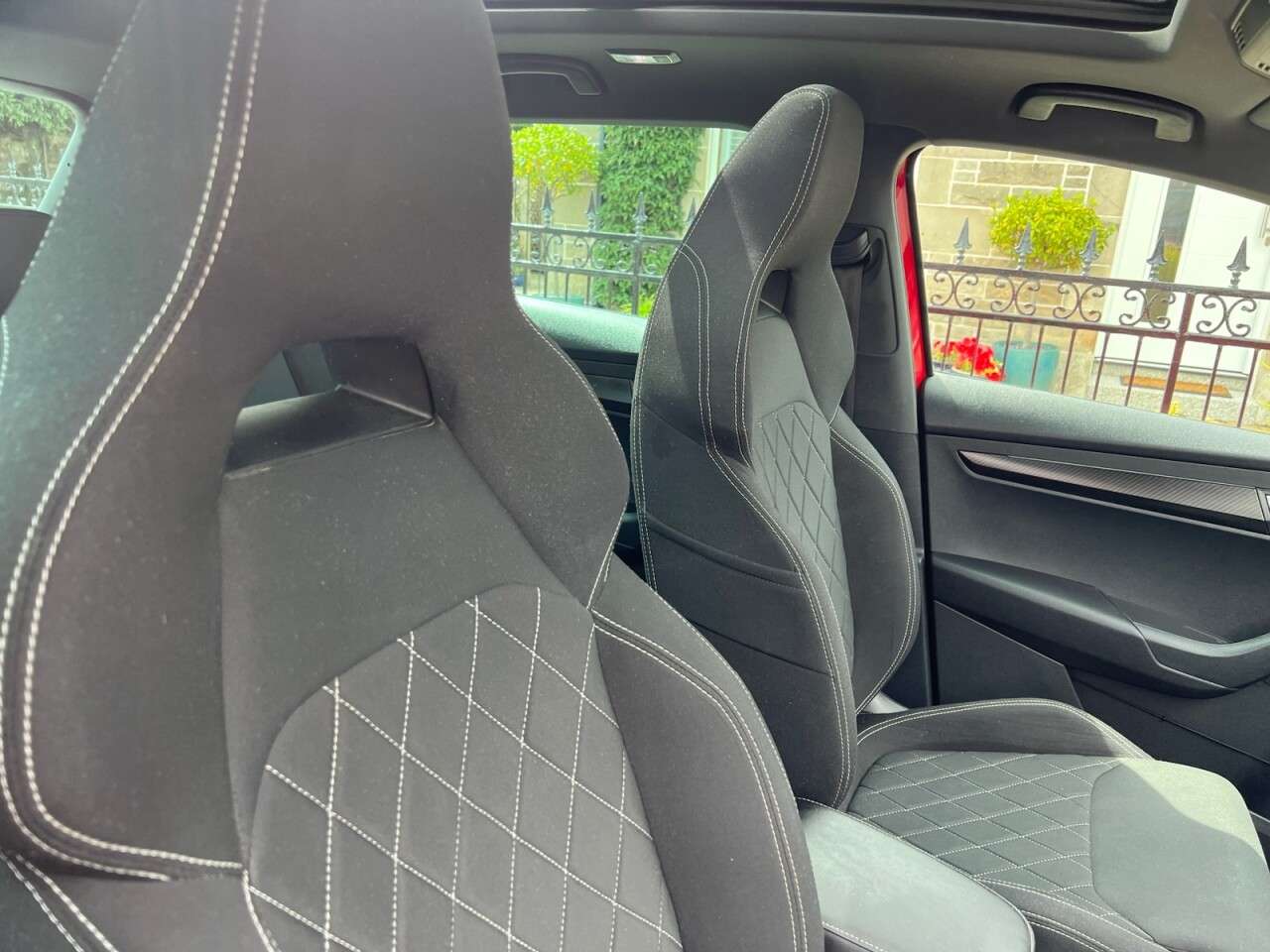 2020 SKODA KAROQ 2020 SKODA KAROQ