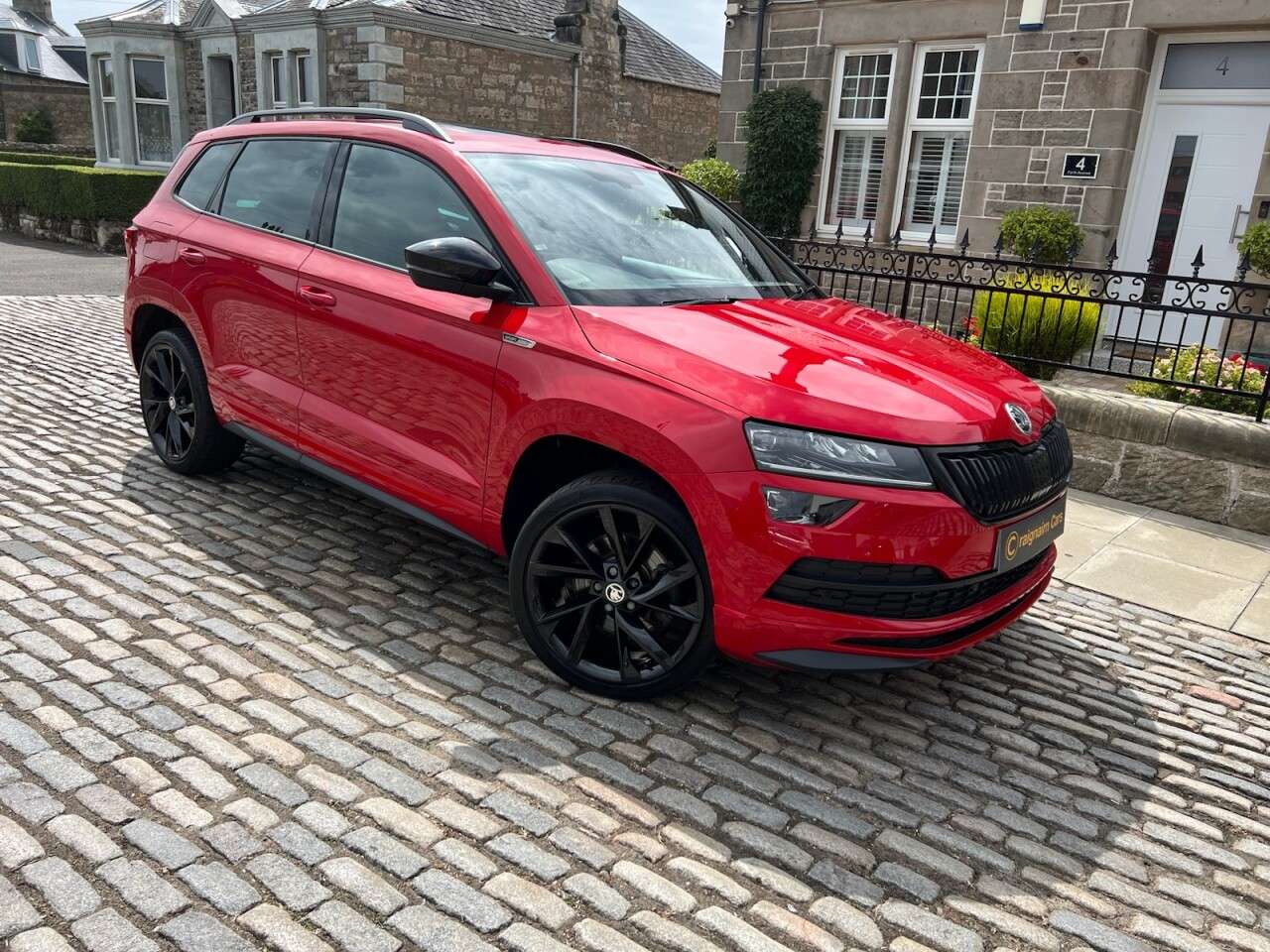 A 2020 SKODA KAROQ 2.0 TDI SportLine SUV 5dr Diesel Manual Euro 6 (s/s) (150 ps) A 2020 SKODA KAROQ 2.0 TDI SportLine SUV 5dr Diesel Manual Euro 6 (s/s) (150 ps)