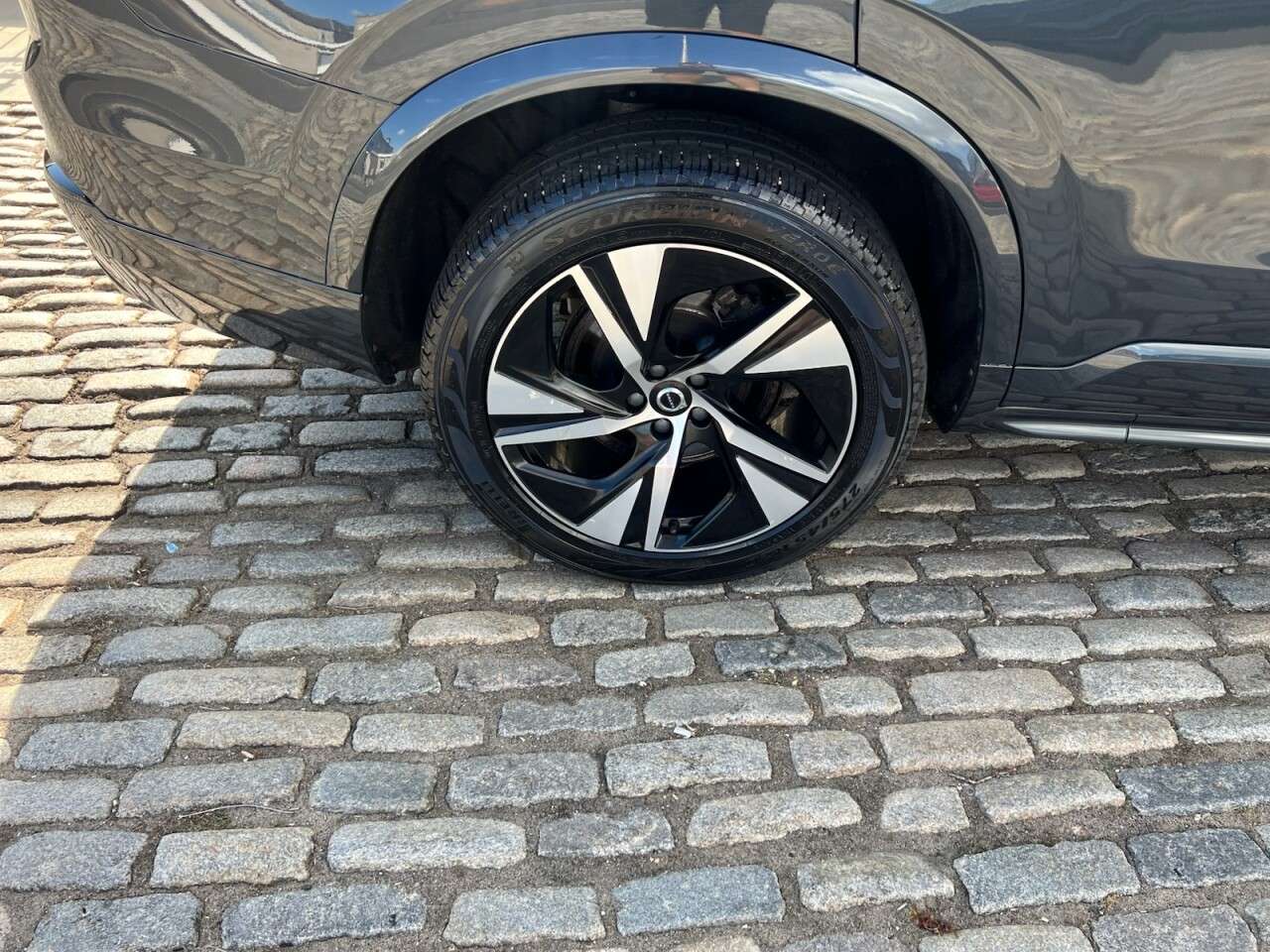 2020 VOLVO XC90 2020 VOLVO XC90