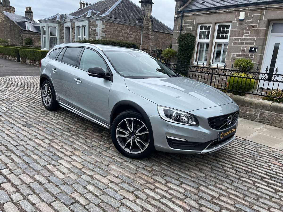 Check out this Volvo V60 Cross Country 2018 Diesel Automatic