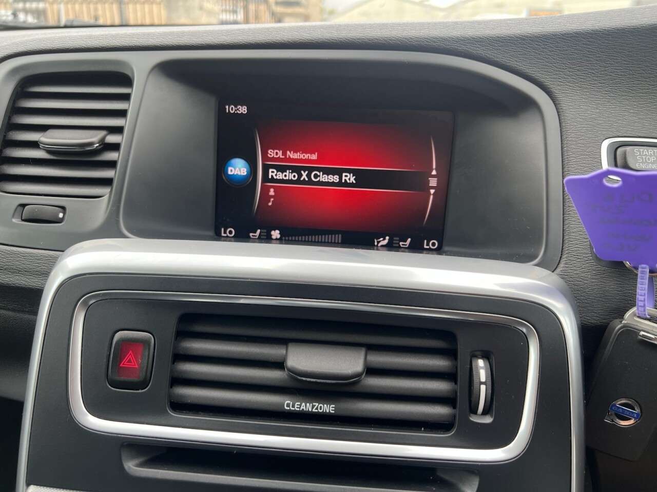 2018 VOLVO V60 CROSS COUNTRY 2018 VOLVO V60 CROSS COUNTRY