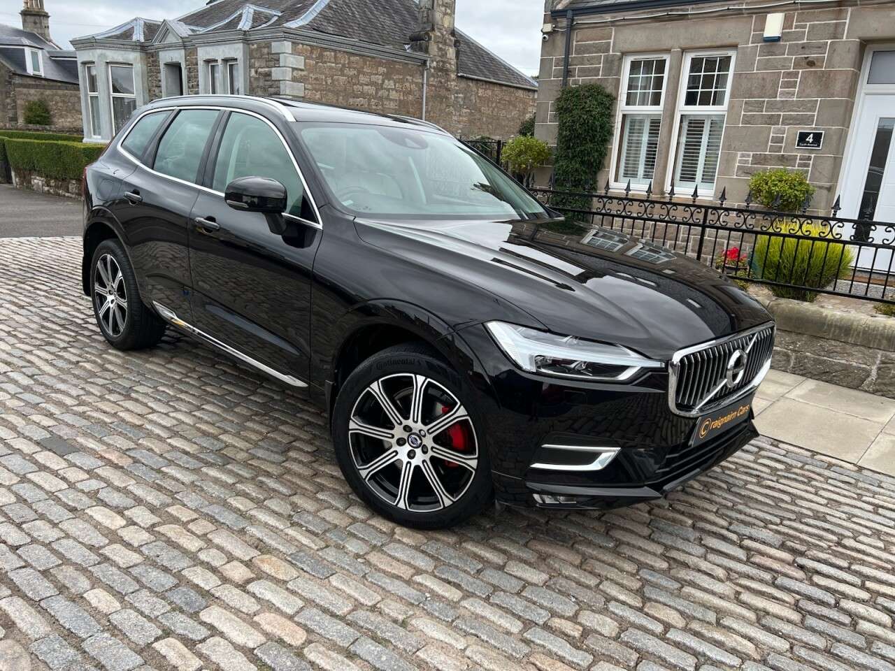 A 2018 VOLVO XC60 2.0 D4 Inscription Pro SUV 5dr Diesel Auto AWD Euro 6 (s/s) (190 ps) A 2018 VOLVO XC60 2.0 D4 Inscription Pro SUV 5dr Diesel Auto AWD Euro 6 (s/s) (190 ps)