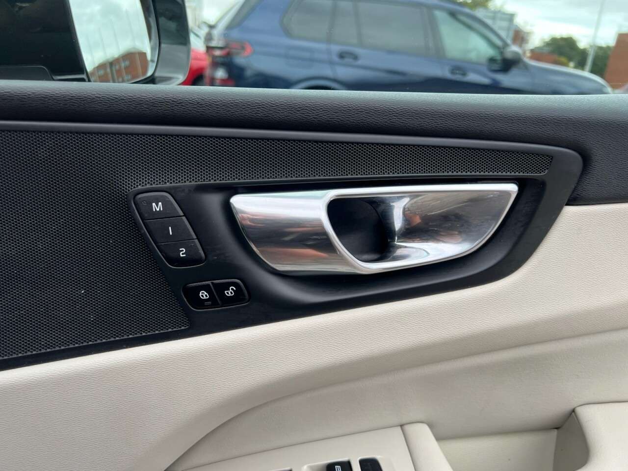 2018 VOLVO XC60 2018 VOLVO XC60