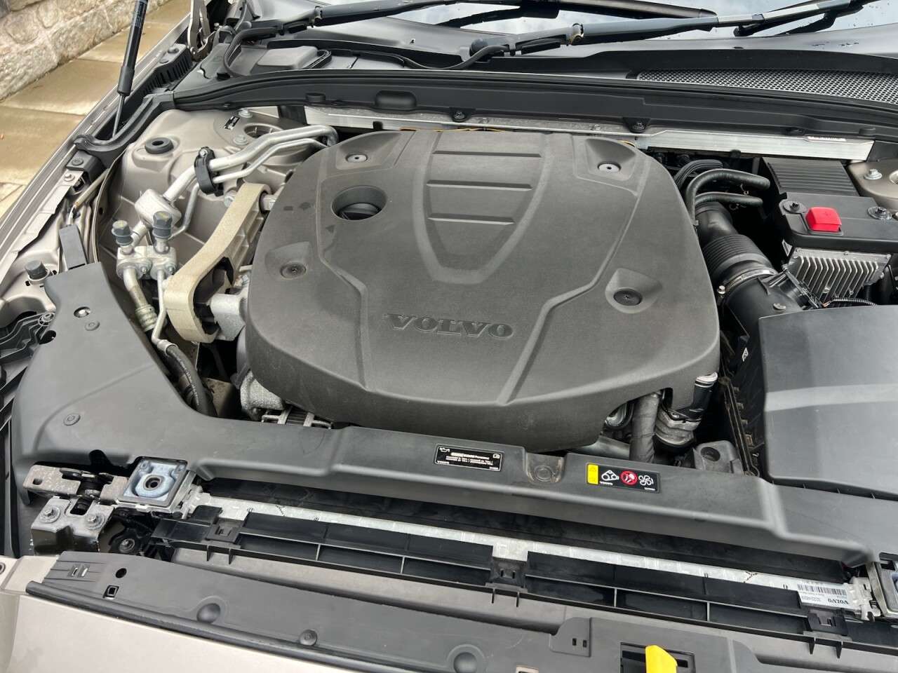 2019 VOLVO V60 2019 VOLVO V60