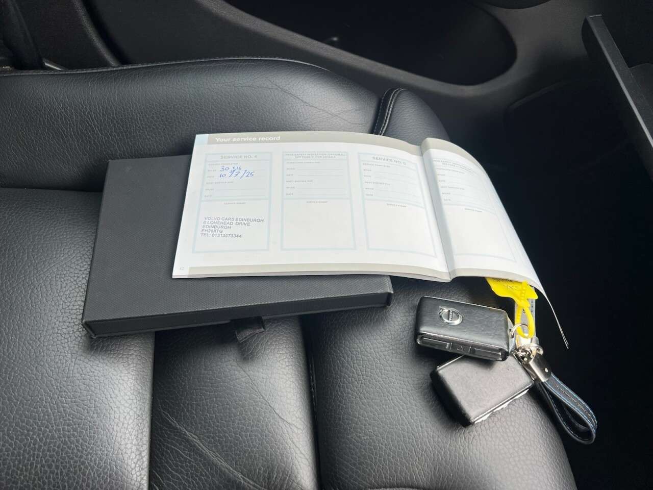 2019 VOLVO V60 2019 VOLVO V60