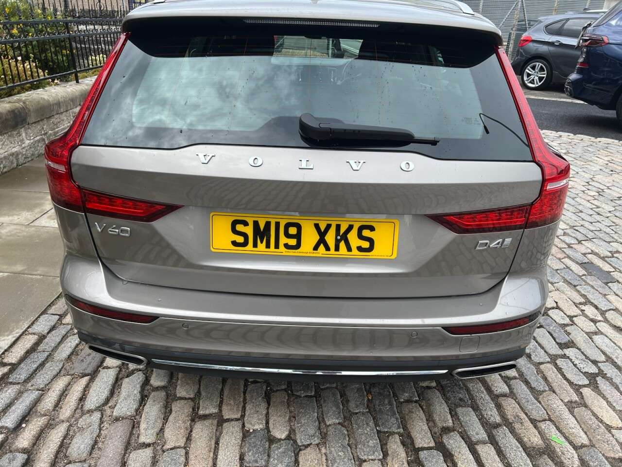 2019 VOLVO V60 2019 VOLVO V60