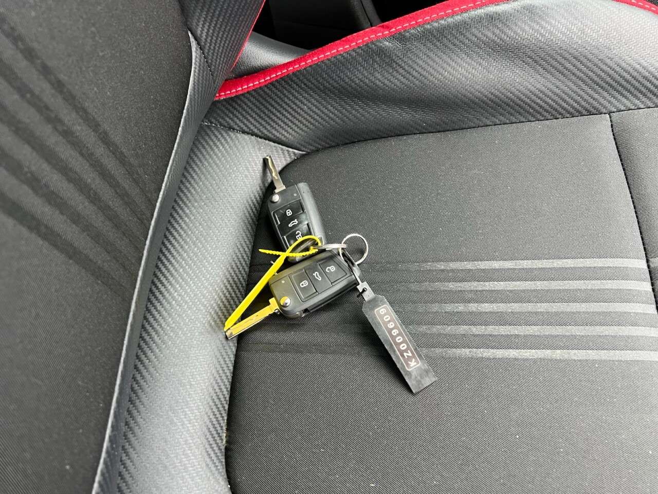 null SKODA FABIA null SKODA FABIA