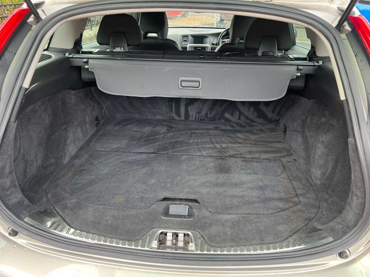 null VOLVO V60 null VOLVO V60