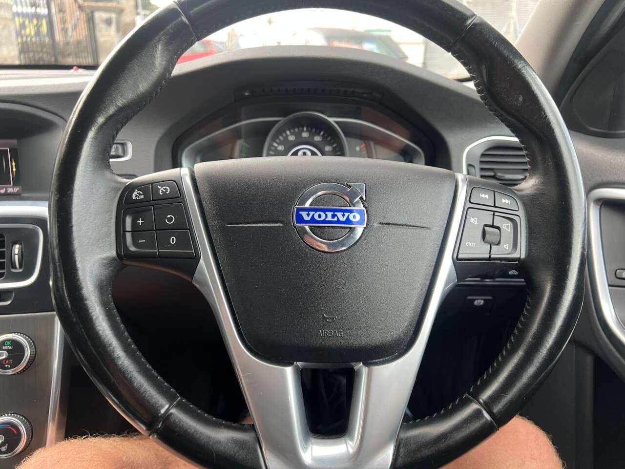 null VOLVO V60 null VOLVO V60