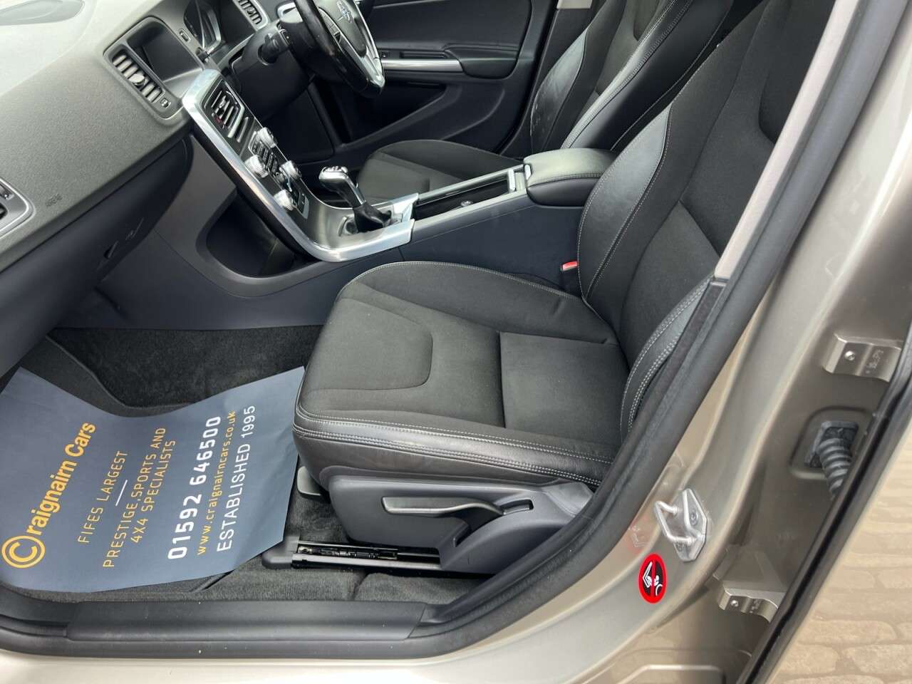 null VOLVO V60 null VOLVO V60