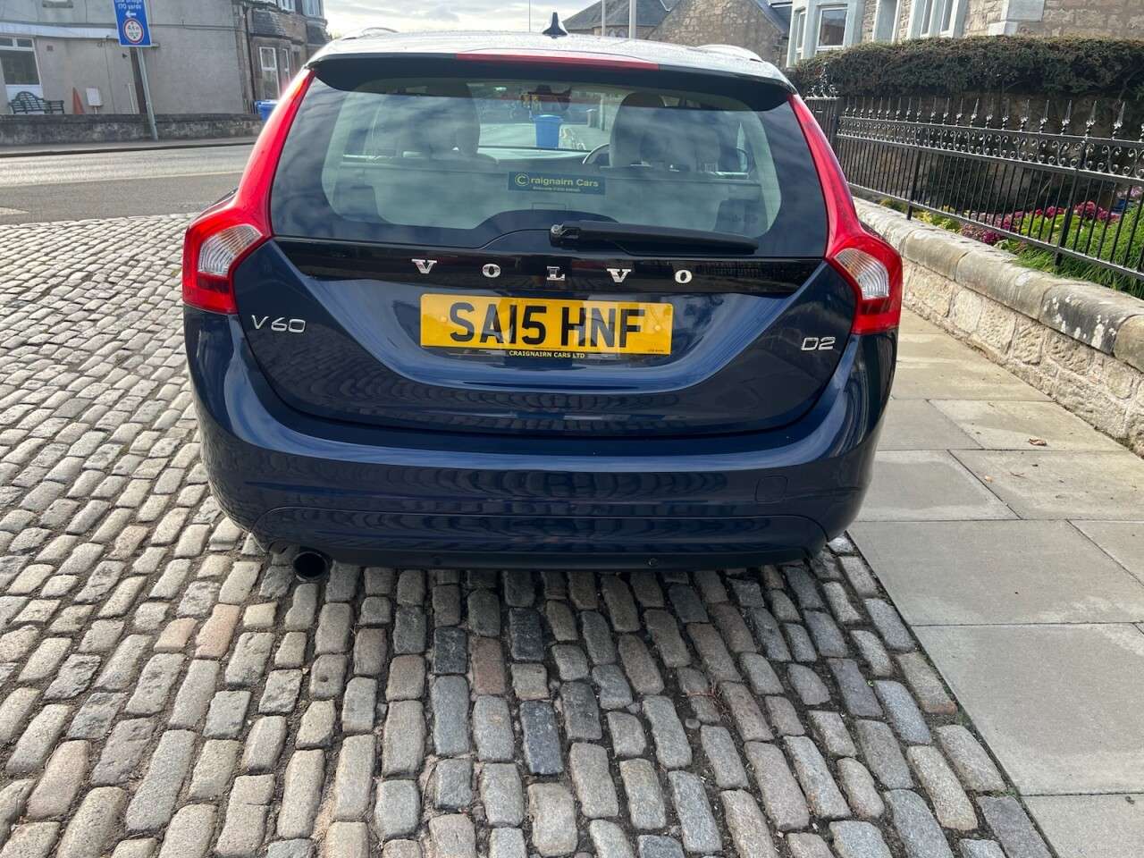 2015 VOLVO V60 2015 VOLVO V60