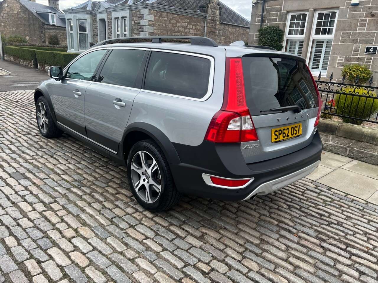 2012 VOLVO XC70 2012 VOLVO XC70