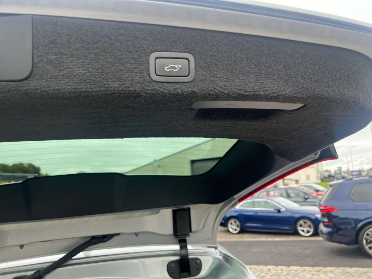 2012 VOLVO XC70 2012 VOLVO XC70