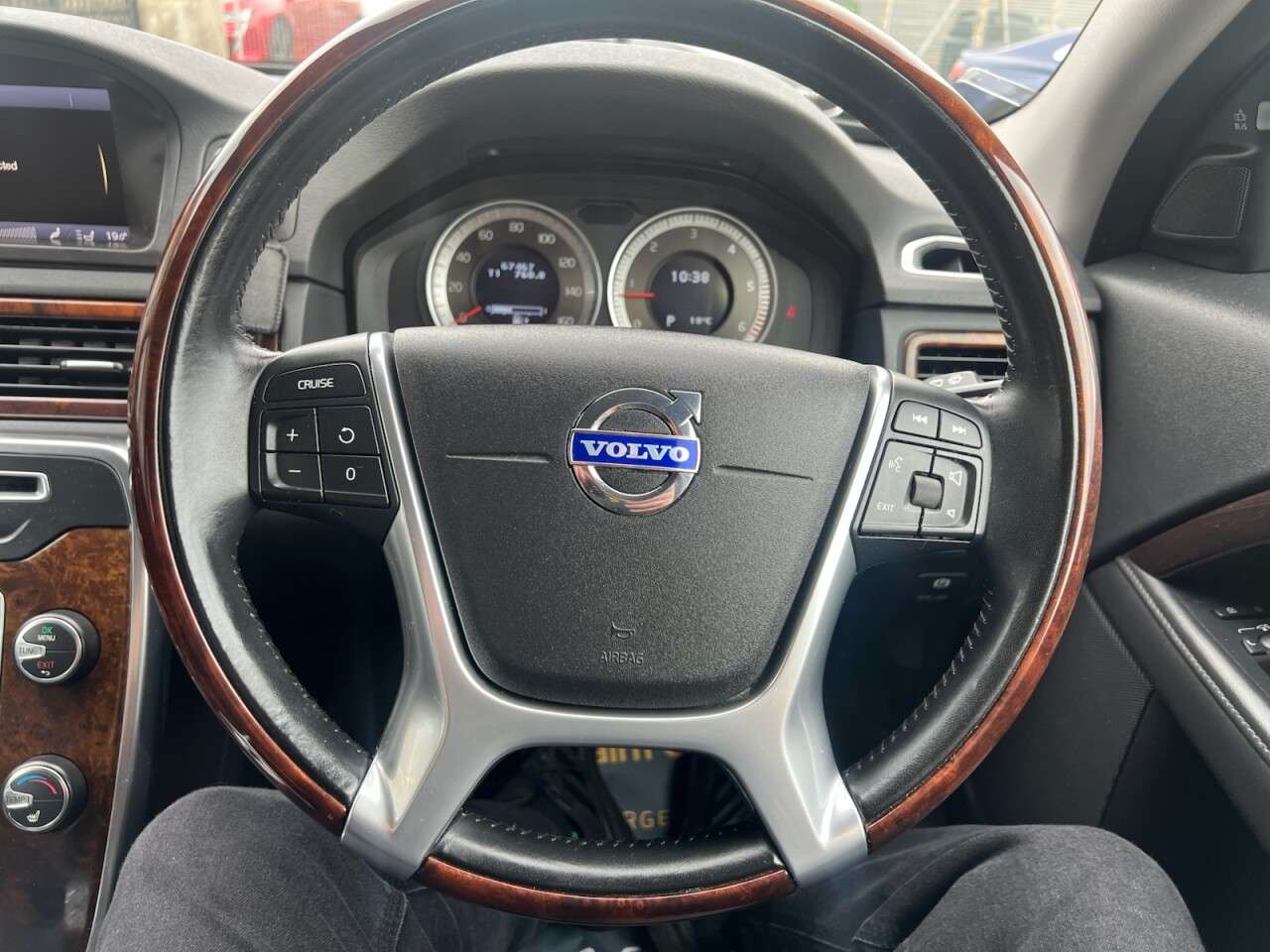 2012 VOLVO XC70 2012 VOLVO XC70