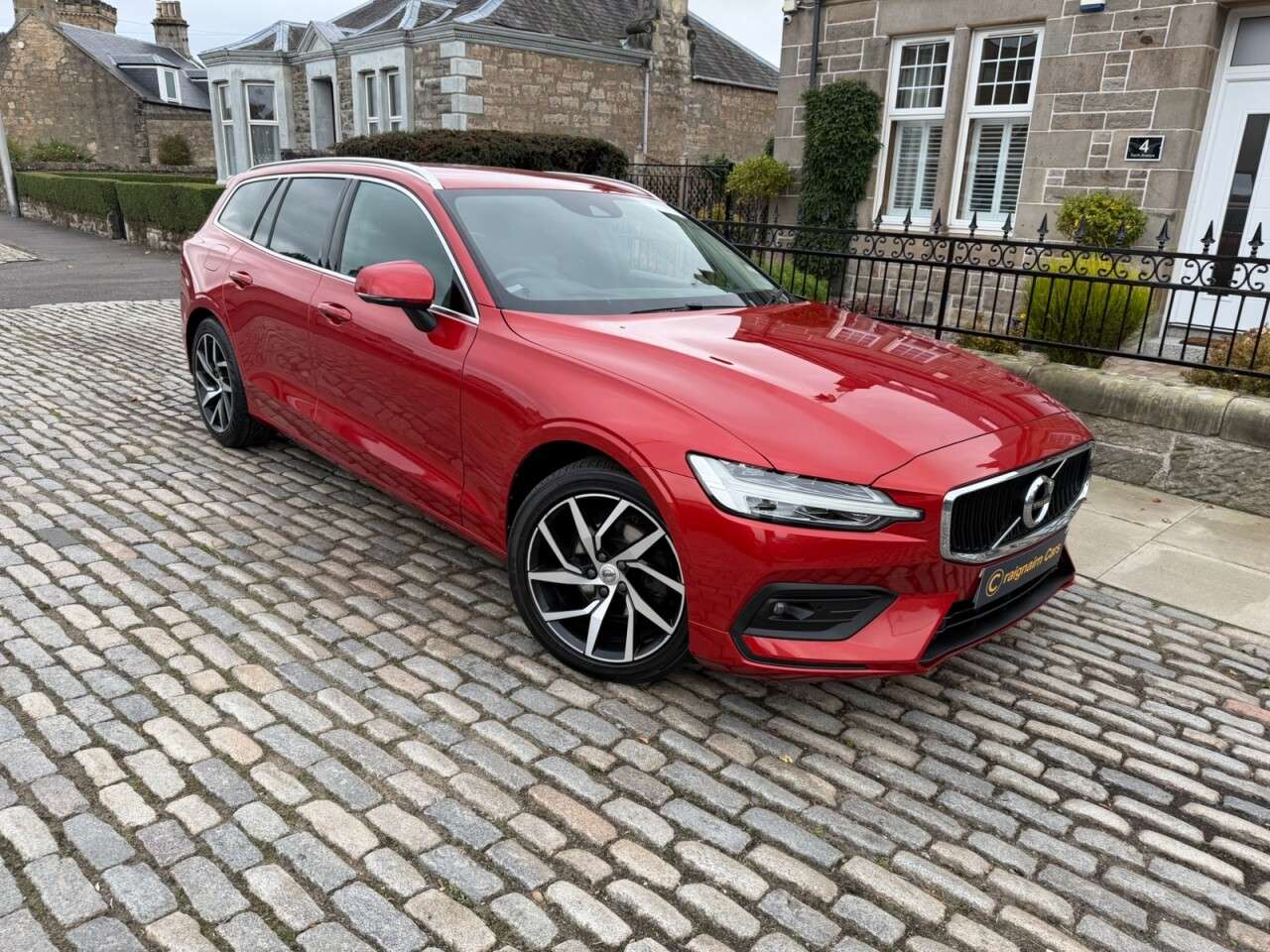 2018 VOLVO V60 2018 VOLVO V60