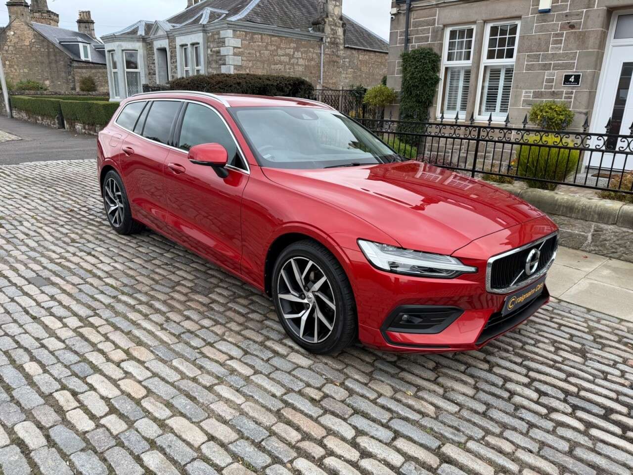 2018 VOLVO V60 2018 VOLVO V60