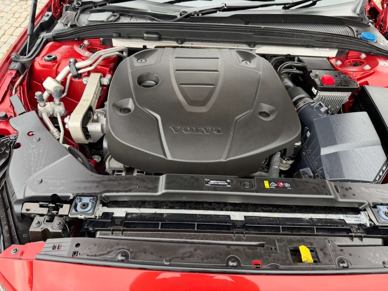 2018 VOLVO V60 2018 VOLVO V60