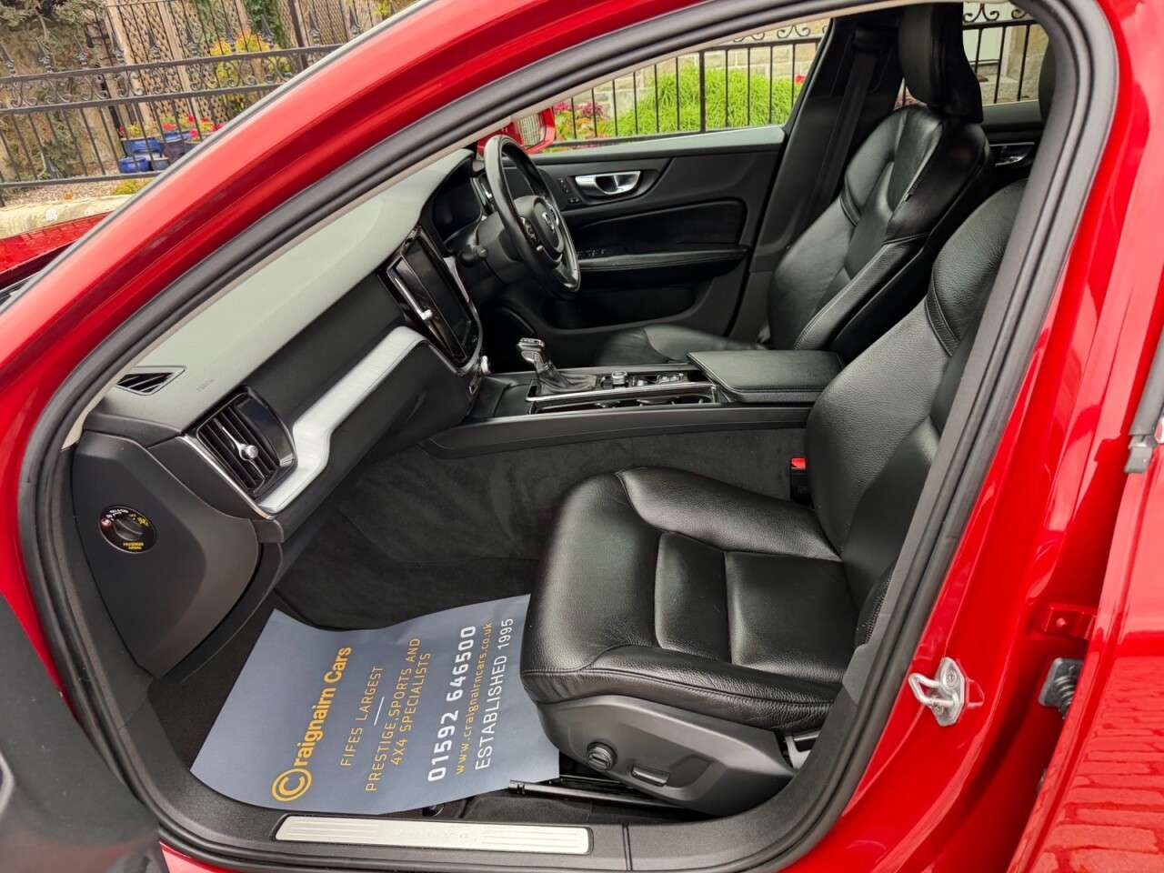 2018 VOLVO V60 2018 VOLVO V60