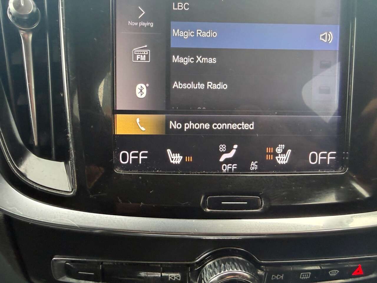 2018 VOLVO V60 2018 VOLVO V60