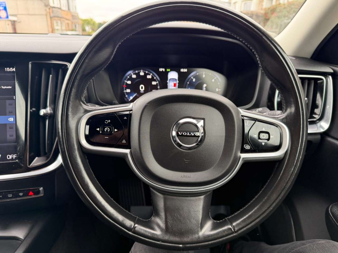 2018 VOLVO V60 2018 VOLVO V60