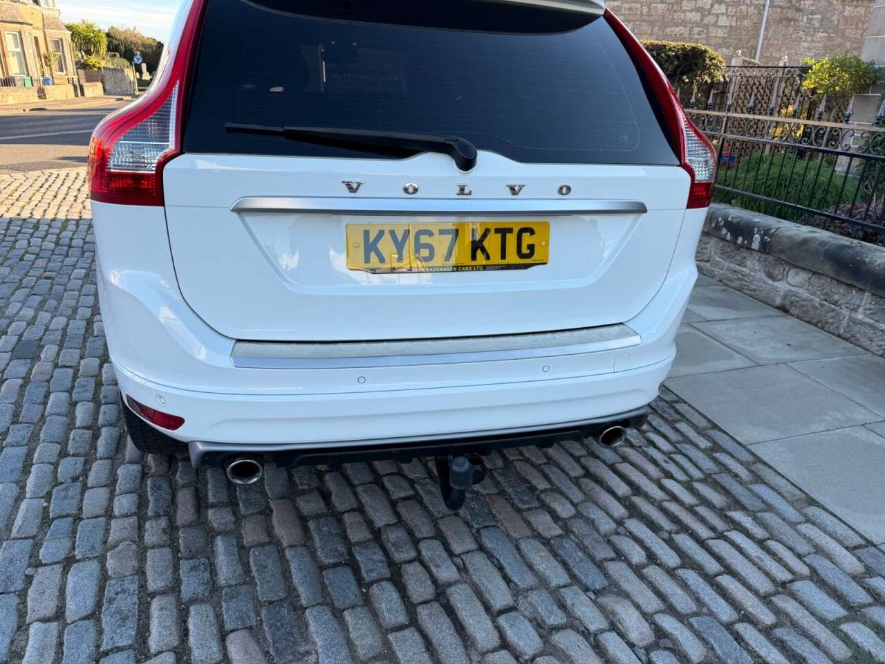 2017 VOLVO XC60 2017 VOLVO XC60