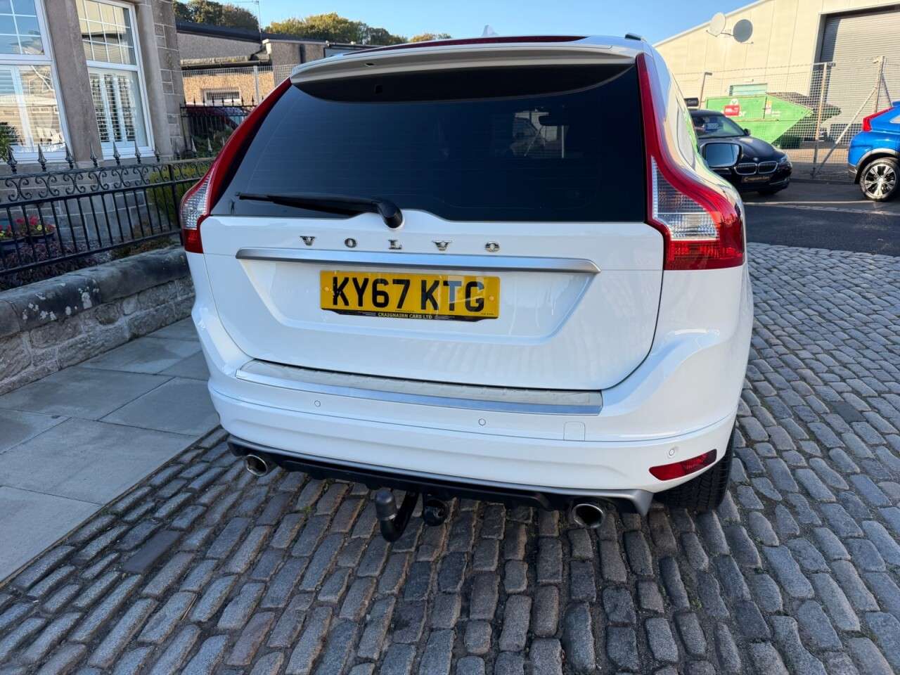 2017 VOLVO XC60 2017 VOLVO XC60