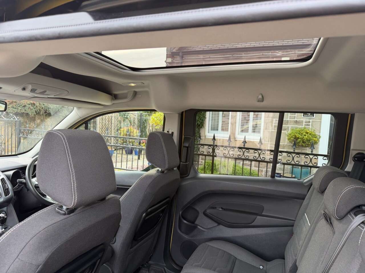 2015 FORD GRAND TOURNEO CONNECT 2015 FORD GRAND TOURNEO CONNECT