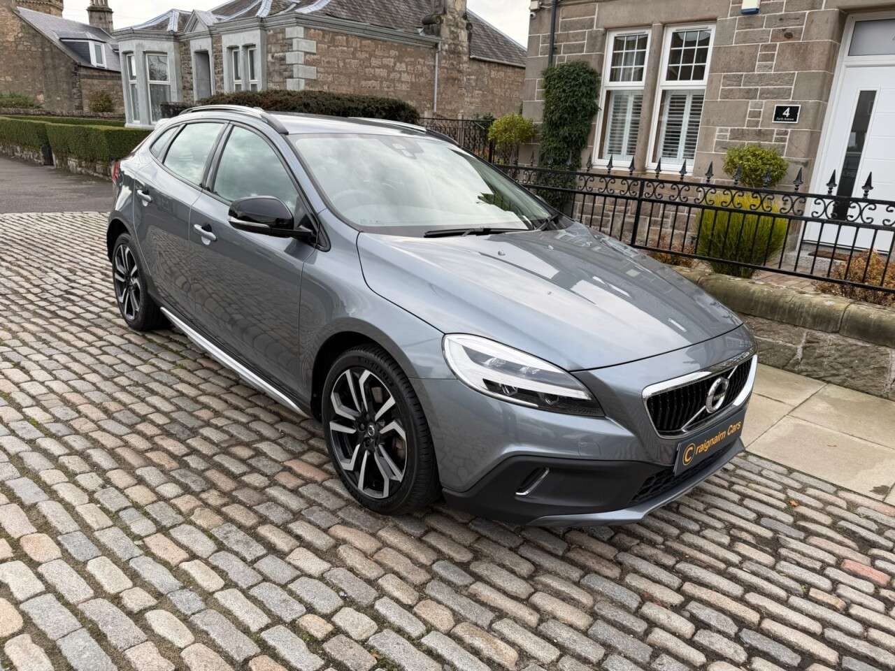 2018 VOLVO V40 CROSS COUNTRY 2018 VOLVO V40 CROSS COUNTRY