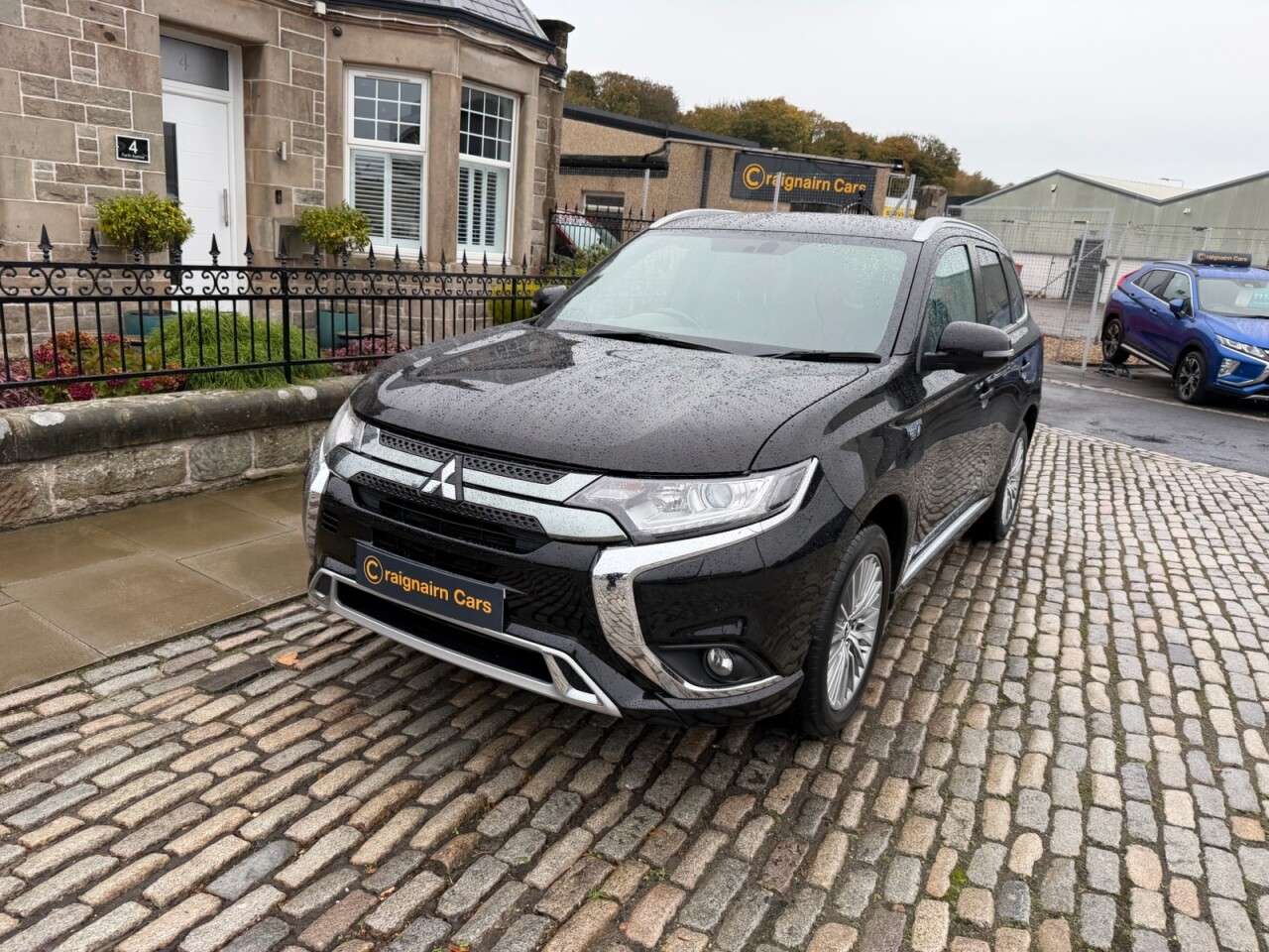 A null MITSUBISHI OUTLANDER 2.4h TwinMotor 13.8kWh Dynamic SUV 5dr Petrol Plug-in Hybrid CVT 4WD Euro 6 A null MITSUBISHI OUTLANDER 2.4h TwinMotor 13.8kWh Dynamic SUV 5dr Petrol Plug-in Hybrid CVT 4WD Euro 6