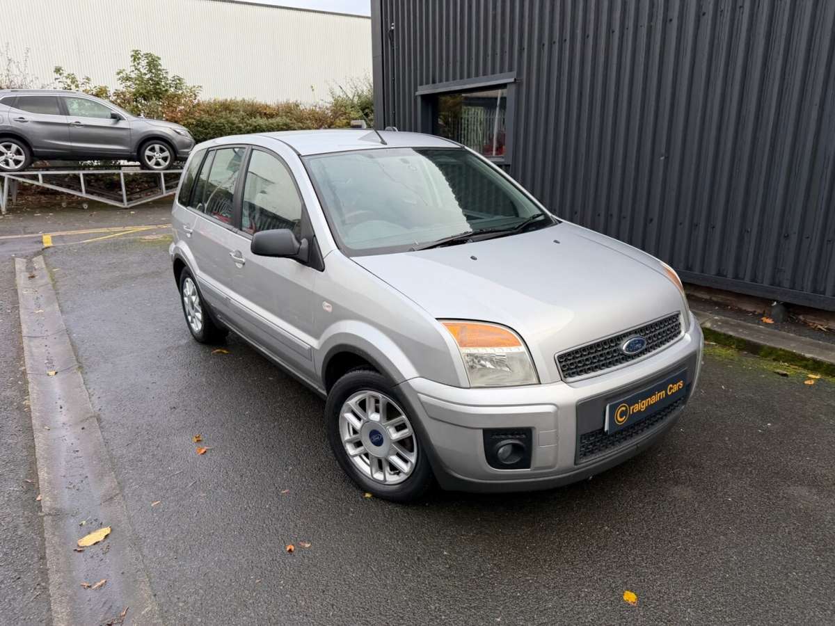 Check out this Ford Fusion 2006 Petrol Manual