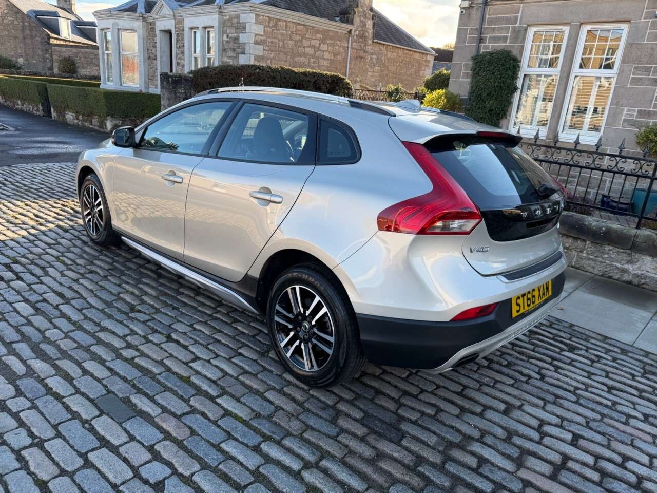 2016 VOLVO V40 CROSS COUNTRY 2016 VOLVO V40 CROSS COUNTRY