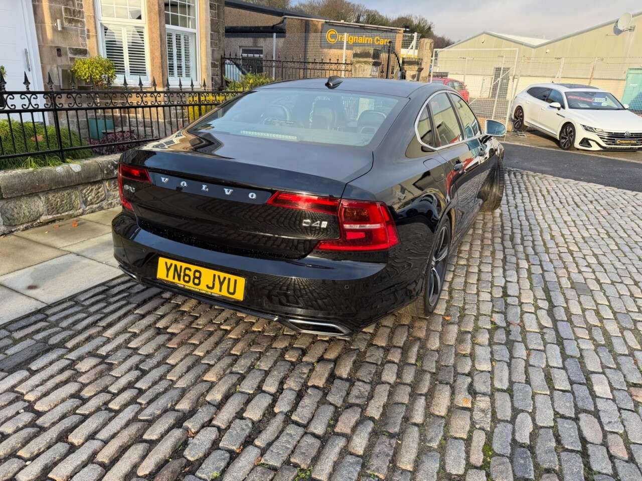 2018 VOLVO S90 2018 VOLVO S90