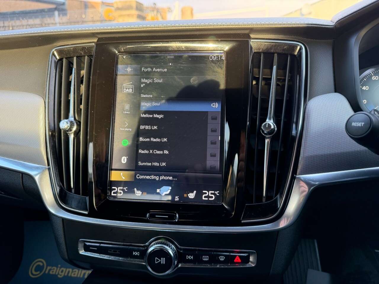 2018 VOLVO S90 2018 VOLVO S90