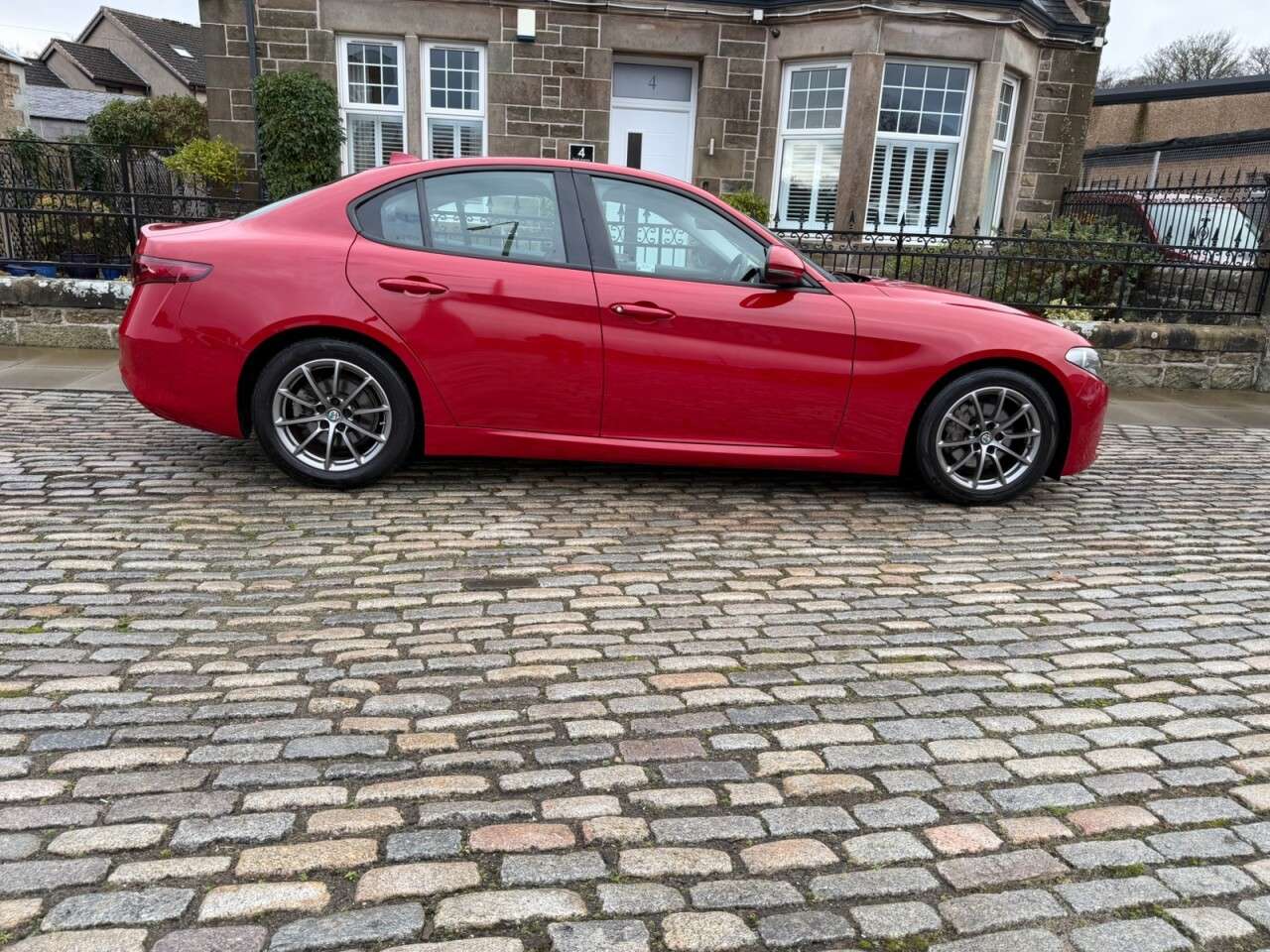2017 ALFA ROMEO GIULIA 2017 ALFA ROMEO GIULIA