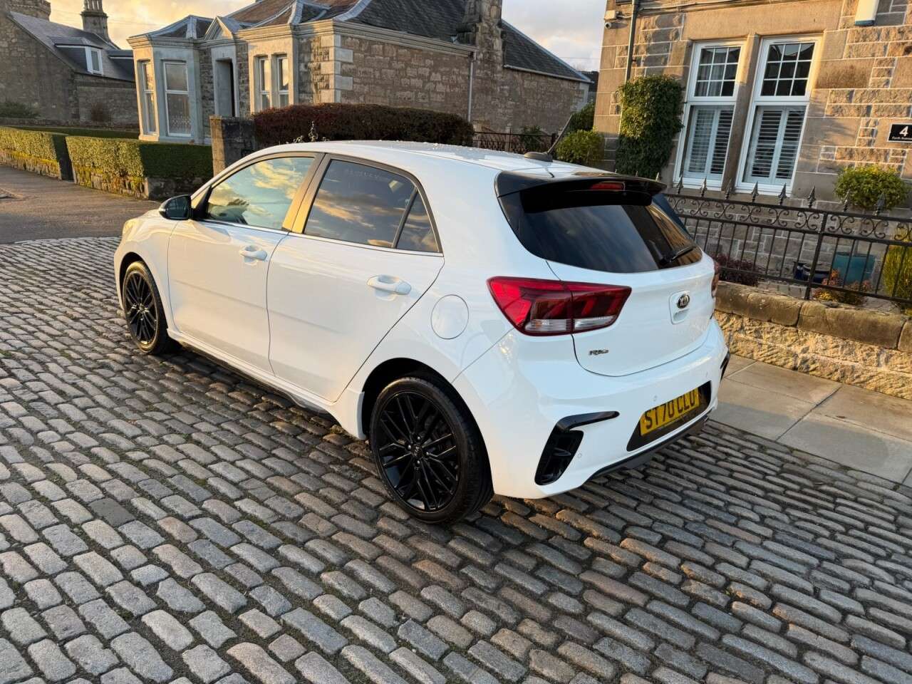 2020 KIA RIO 2020 KIA RIO