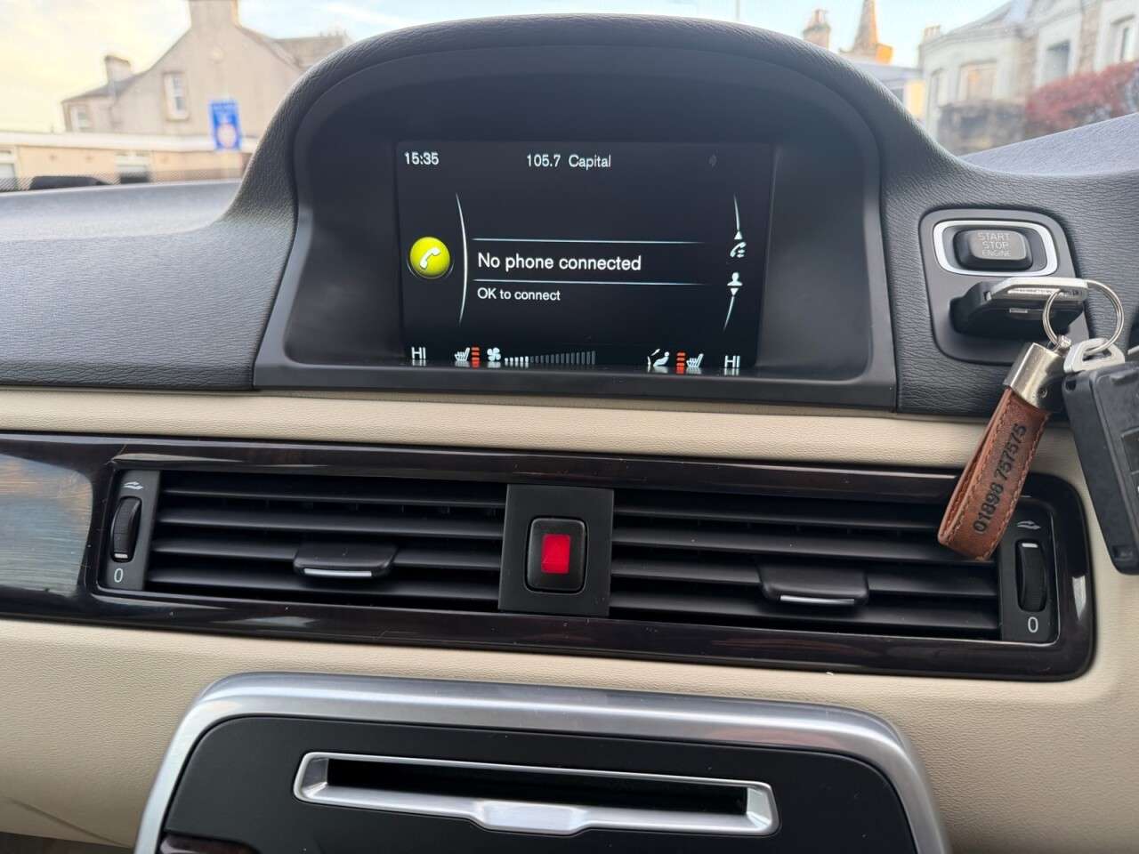 null VOLVO V70 null VOLVO V70