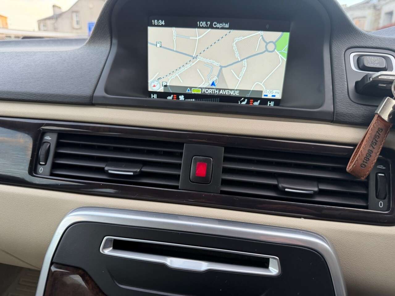 null VOLVO V70 null VOLVO V70