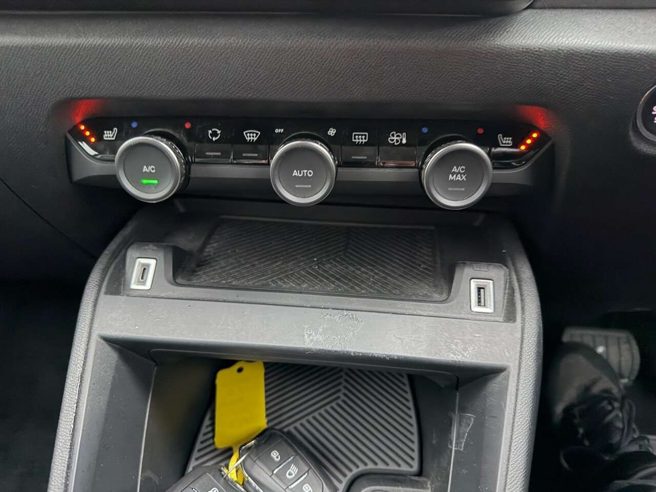 2023 CITROEN C4 2023 CITROEN C4