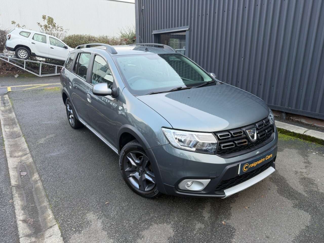 A 2017 DACIA LOGAN MCV STEPWAY 1.5 dCi SE Summit Estate 5dr Diesel Manual Euro 6 (s/s) (90 ps) Over 100 ca A 2017 DACIA LOGAN MCV STEPWAY 1.5 dCi SE Summit Estate 5dr Diesel Manual Euro 6 (s/s) (90 ps) Over 100 ca