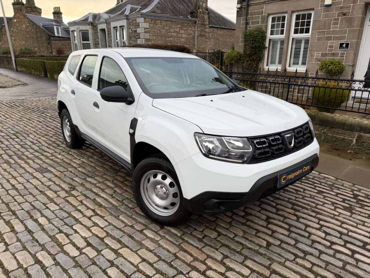 Check out this Dacia Duster 2019 Petrol Manual
