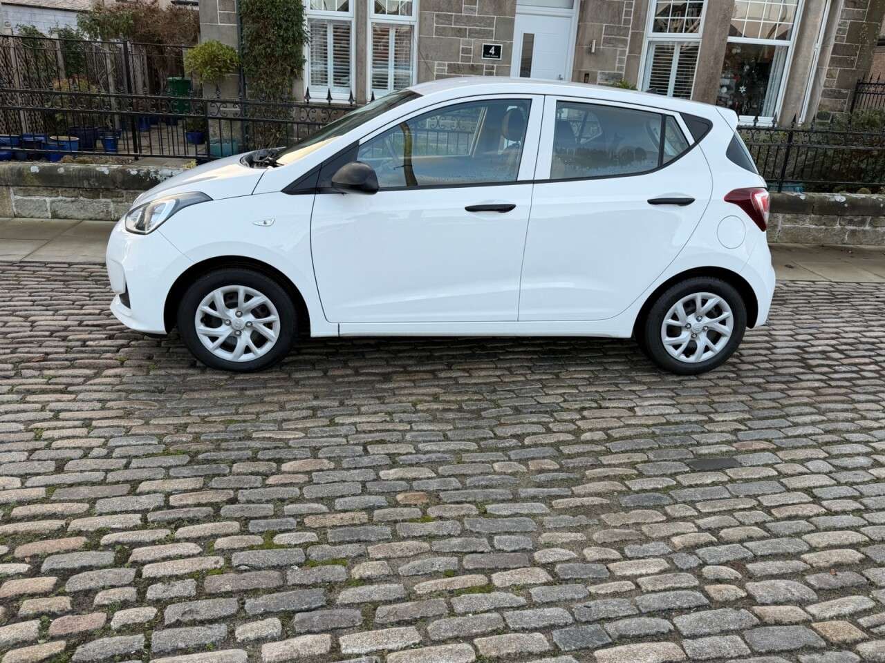 2017 HYUNDAI I10 2017 HYUNDAI I10