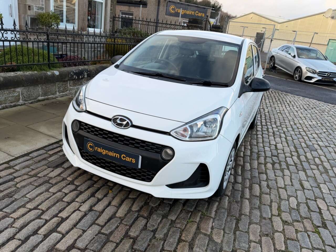 2017 HYUNDAI I10 2017 HYUNDAI I10