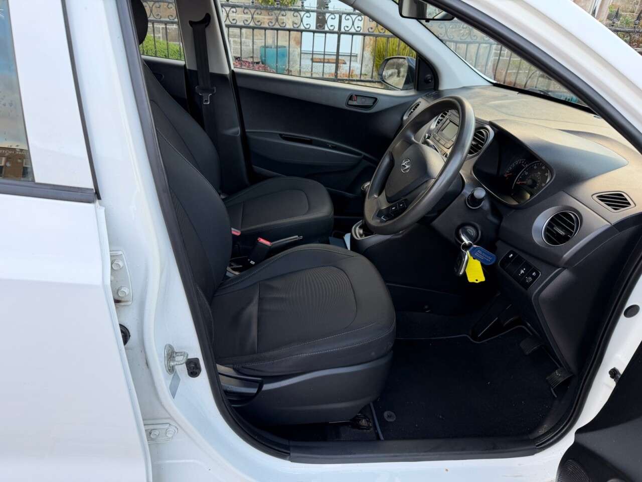 A 2017 HYUNDAI I10 1.0 S Hatchback 5dr Petrol Manual Euro 6 (66 ps) Over 100 cars in stock A 2017 HYUNDAI I10 1.0 S Hatchback 5dr Petrol Manual Euro 6 (66 ps) Over 100 cars in stock