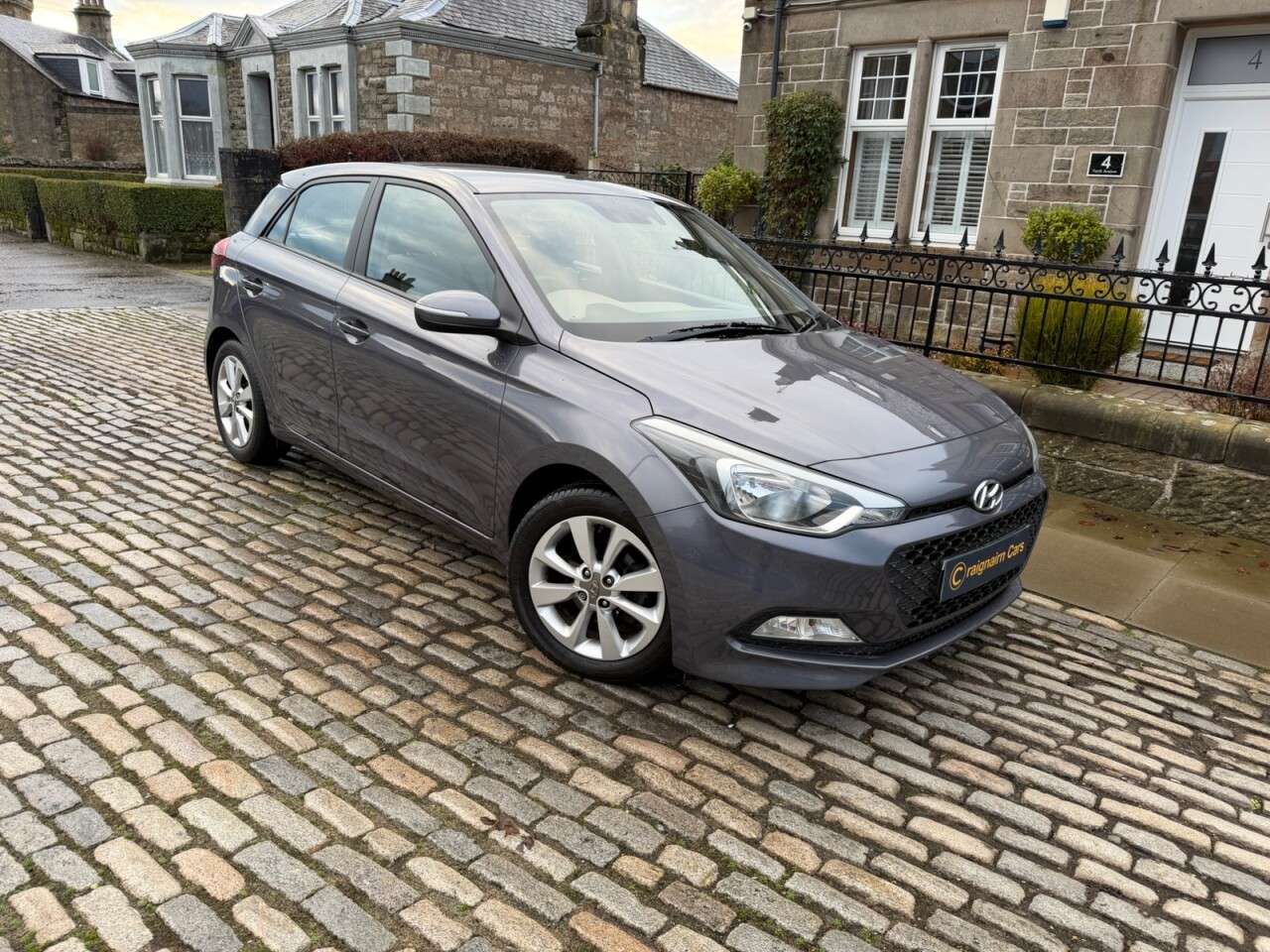 A 2015 HYUNDAI I20 1.2 Blue Drive SE Hatchback 5dr Petrol Manual Euro 6 (s/s) (84 ps) Over 100 A 2015 HYUNDAI I20 1.2 Blue Drive SE Hatchback 5dr Petrol Manual Euro 6 (s/s) (84 ps) Over 100