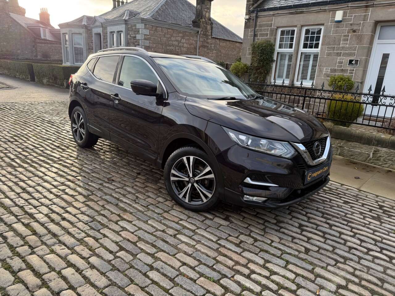 A 2018 NISSAN QASHQAI 1.5 dCi N-Connecta SUV 5dr Diesel Manual Euro 6 (s/s) (115 ps) Over 100 car A 2018 NISSAN QASHQAI 1.5 dCi N-Connecta SUV 5dr Diesel Manual Euro 6 (s/s) (115 ps) Over 100 car