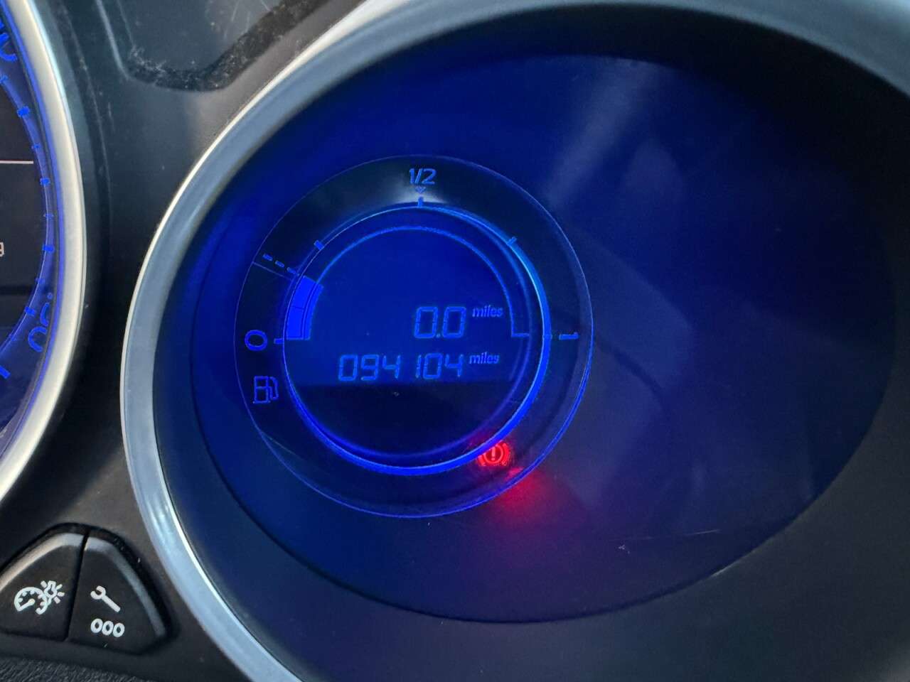 2017 DS AUTOMOBILES DS 4 2017 DS AUTOMOBILES DS 4