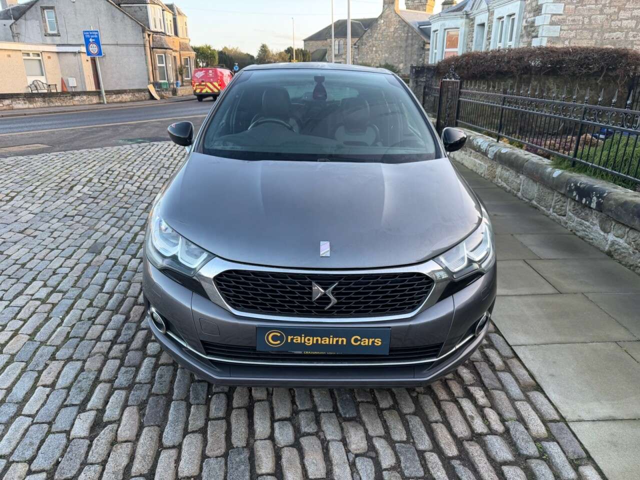 2017 DS AUTOMOBILES DS 4 2017 DS AUTOMOBILES DS 4