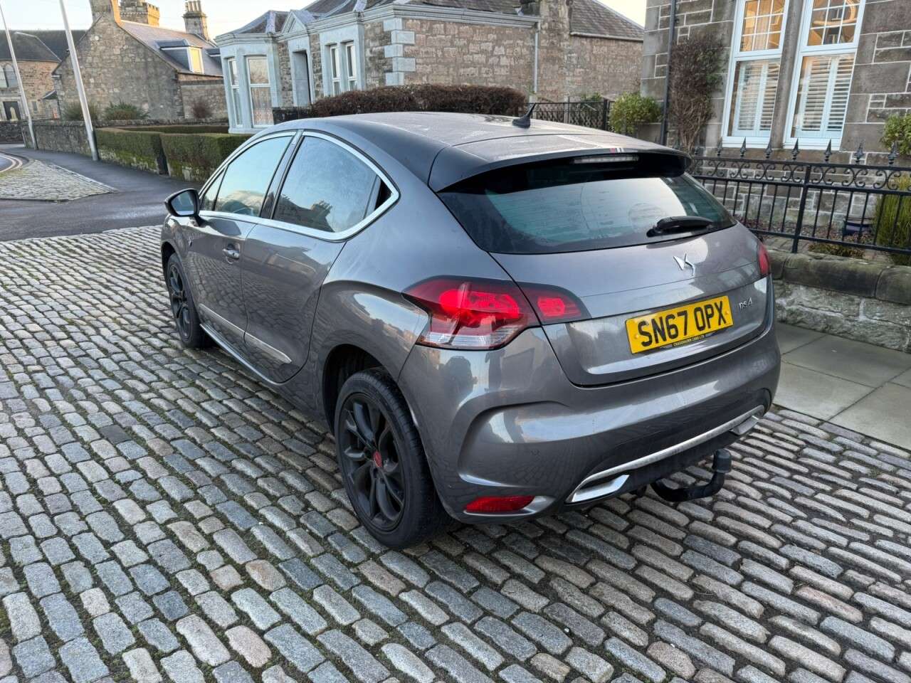 2017 DS AUTOMOBILES DS 4 2017 DS AUTOMOBILES DS 4