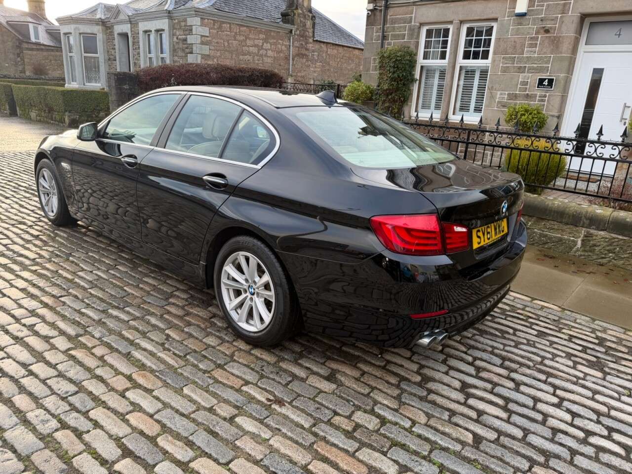 2011 BMW 5 SERIES 2011 BMW 5 SERIES