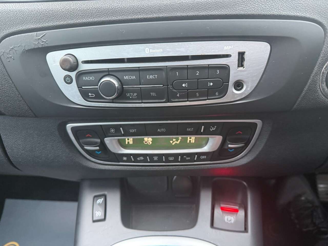 2015 RENAULT SCENIC 2015 RENAULT SCENIC